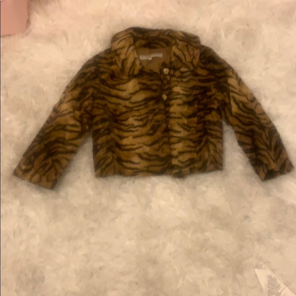 Cropped printed jacket
